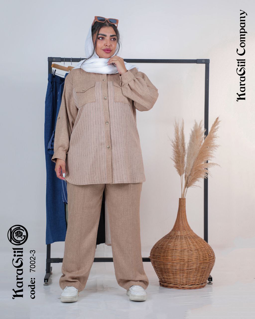 ست مانتو و شلوار ۷۰۰۲